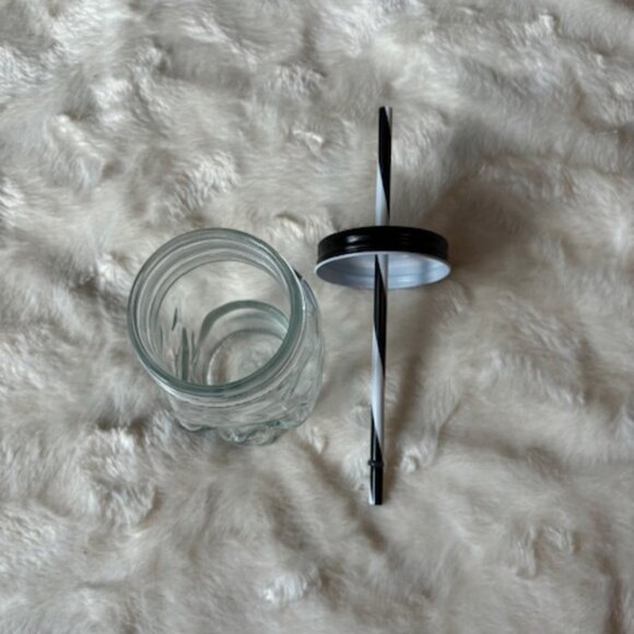 - Halloween Skull Mason Jar Drinking Glass with Straw & Lid NWOT - Picture 2 of 10
